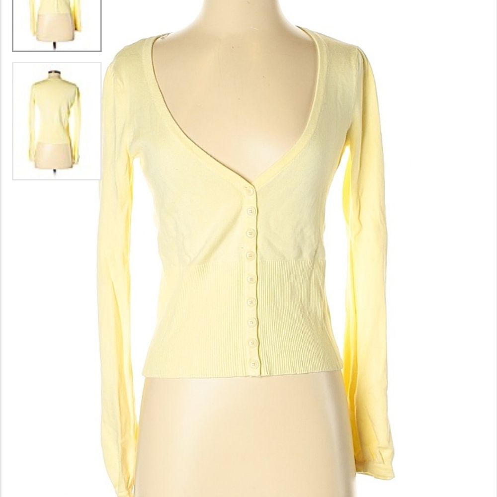 Anne Klein soft yellow v neck cardigan size S